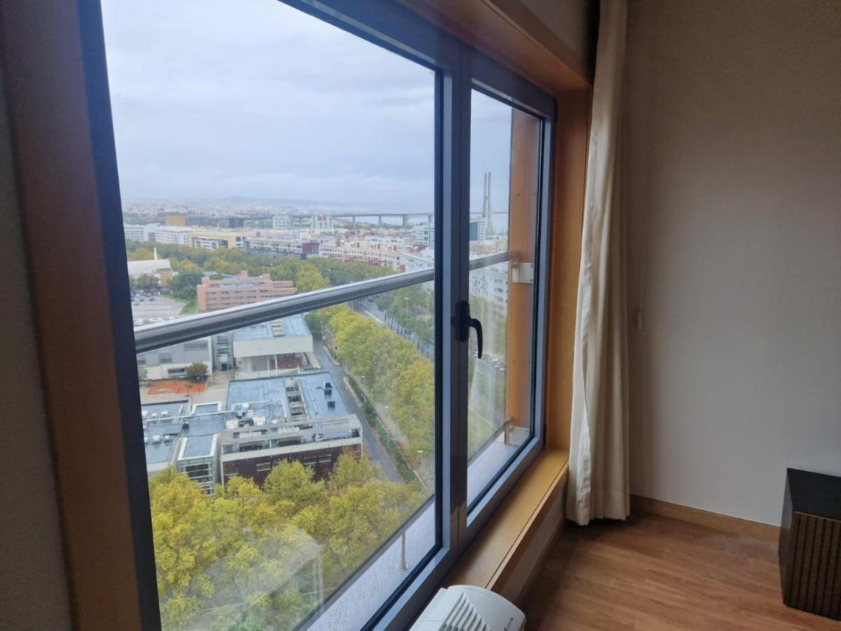 Amazing Apartment In Lisbon Lisboa Exterior foto